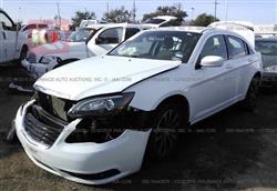كرايسلر 200